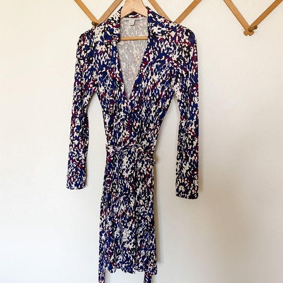 Diane von Furstenberg Jeanne Wrap Dress - Picture 6 of 6